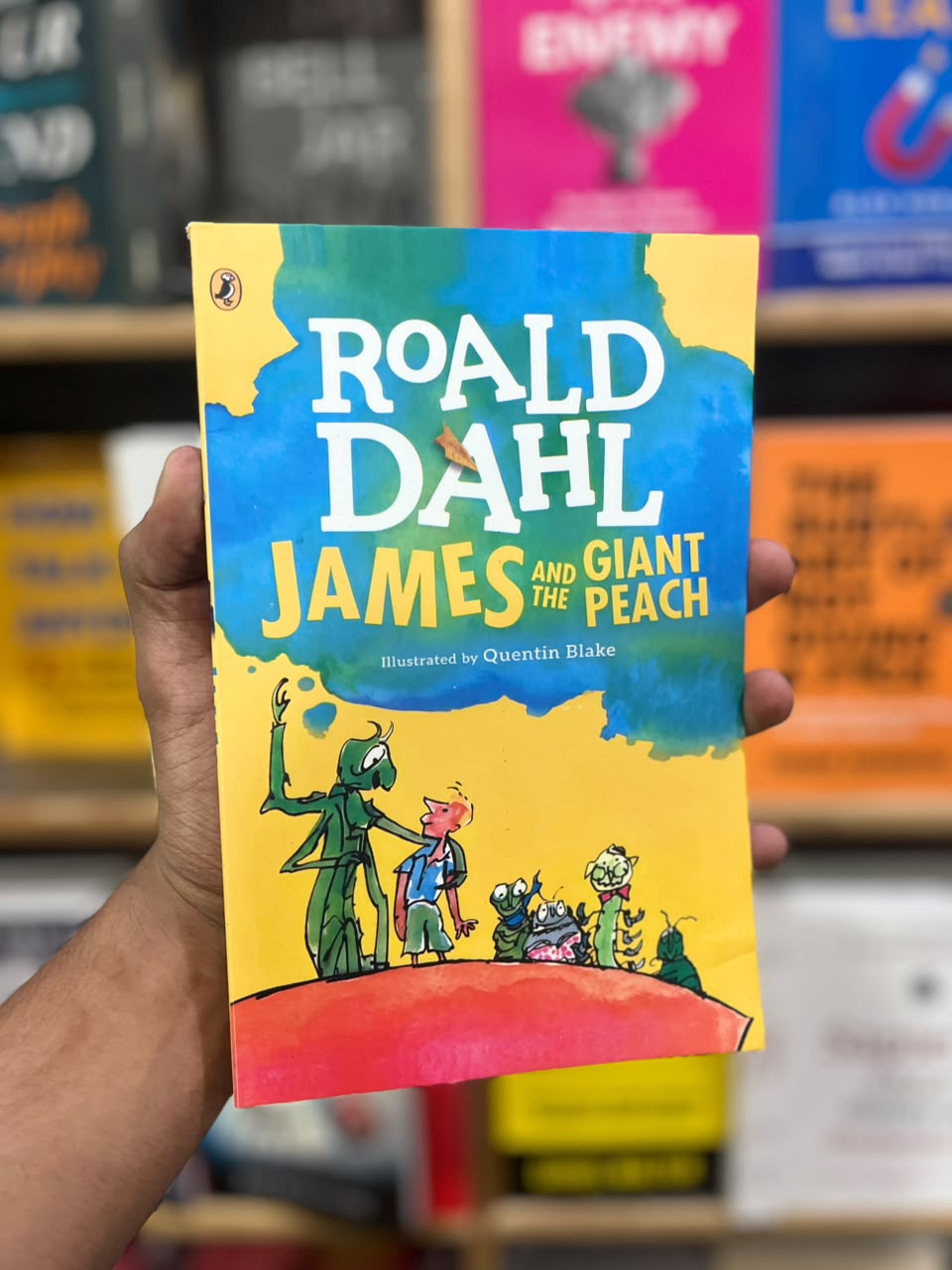 JAMES AND THE GIANT PEACH BY ROALD DAHL